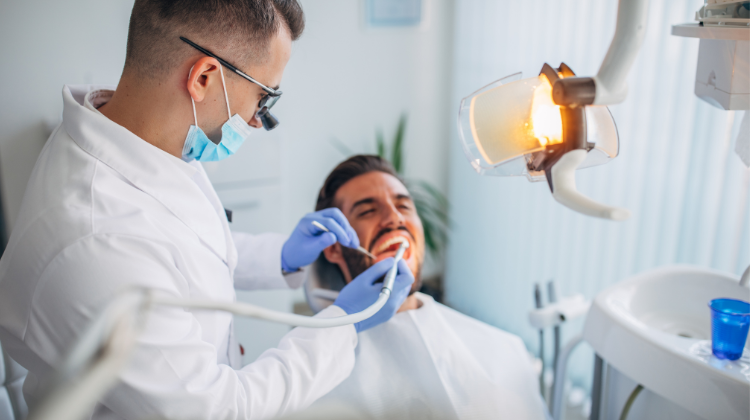Featured image for “Top 7 Signs You Need a Dental Cleaning: South Bend Dentists”